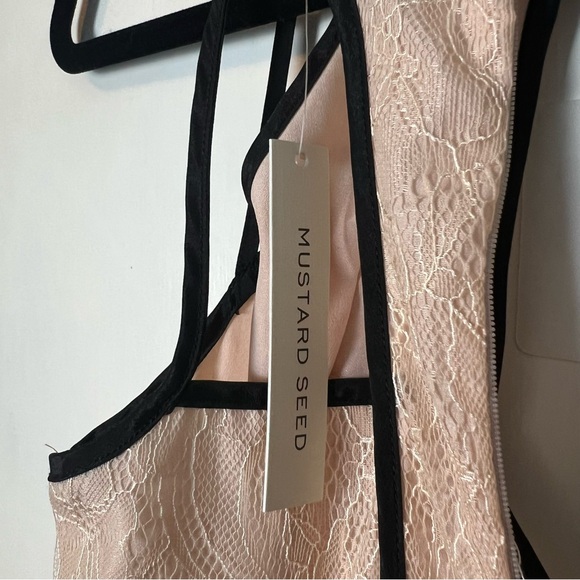 Mustard Seed - Women’s Strappy Sheer Jumpsuit Keyhole Neckline NWT - Sz. S - Picture 4 of 9